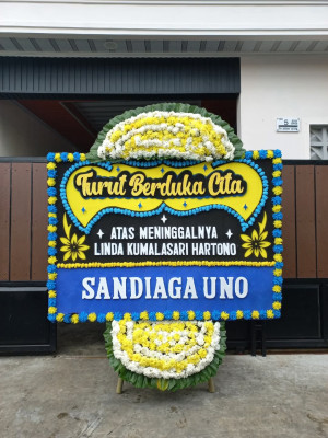 Papan Bunga Duka di Lolu Utara